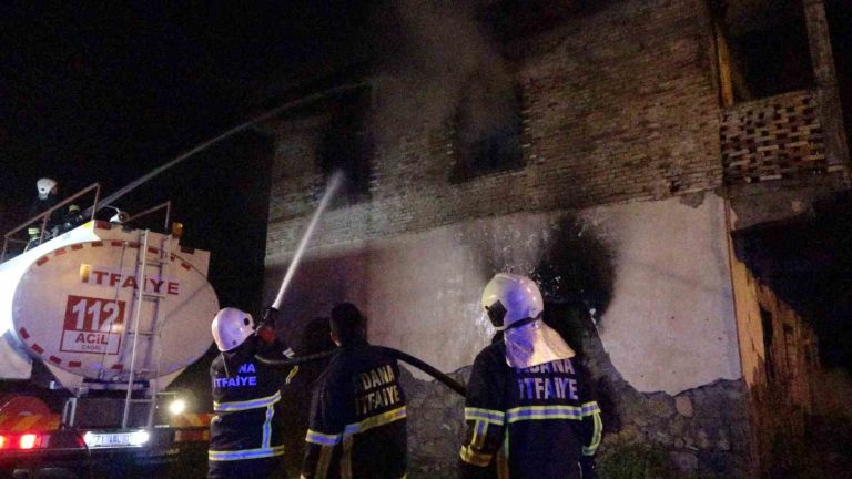 Adana’da evde çıkan yangında anne ve iki çocuğu hayatını kaybetti