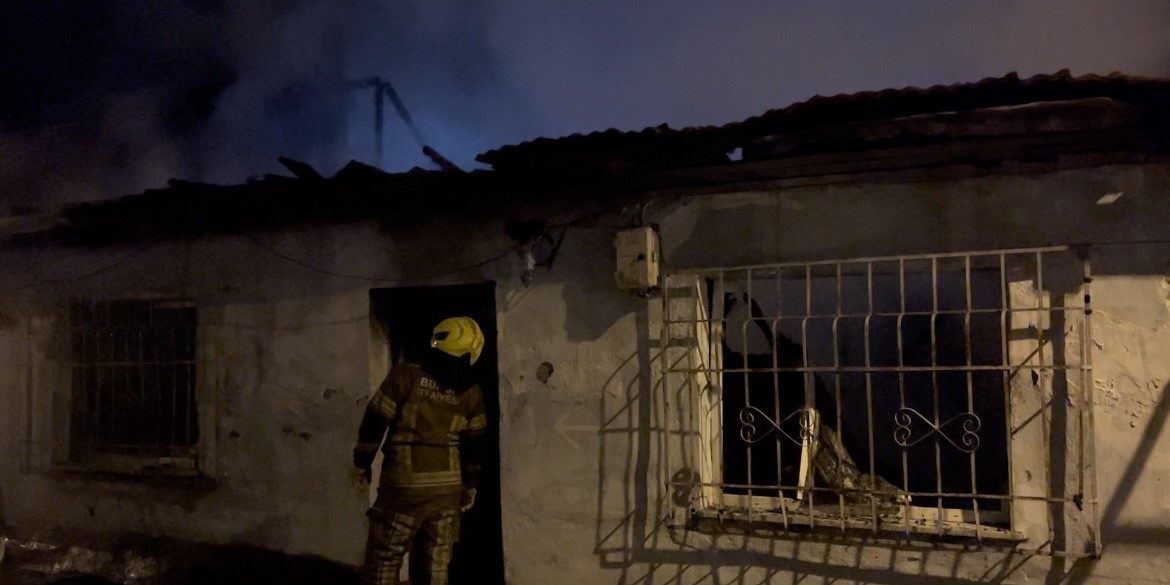 Bursa’da tek katlı evde korkutan yangın
