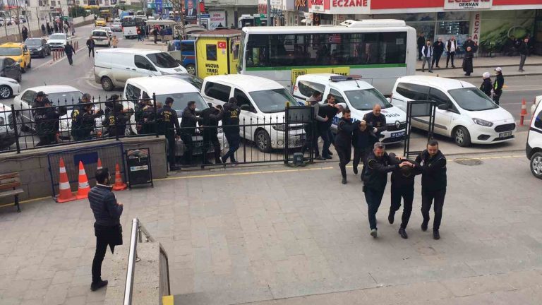 Çerkezköy’de ’pavyon’ operasyonunda 8 gözaltı