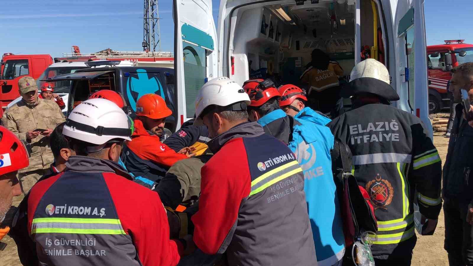 (Düzeltme) Elazığ’da maden ocağında göçük: 3 işçi kurtarıldı, 1 işçi göçük altında
