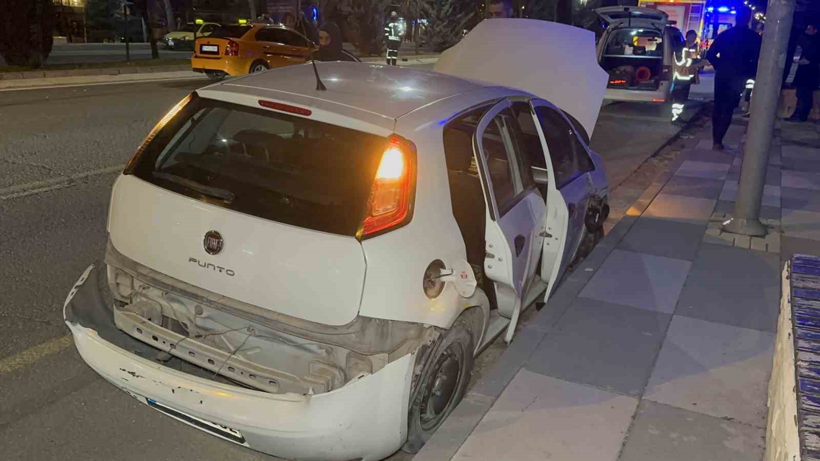 Elazığ’da zincirleme trafik kazası: 2 yaralı
