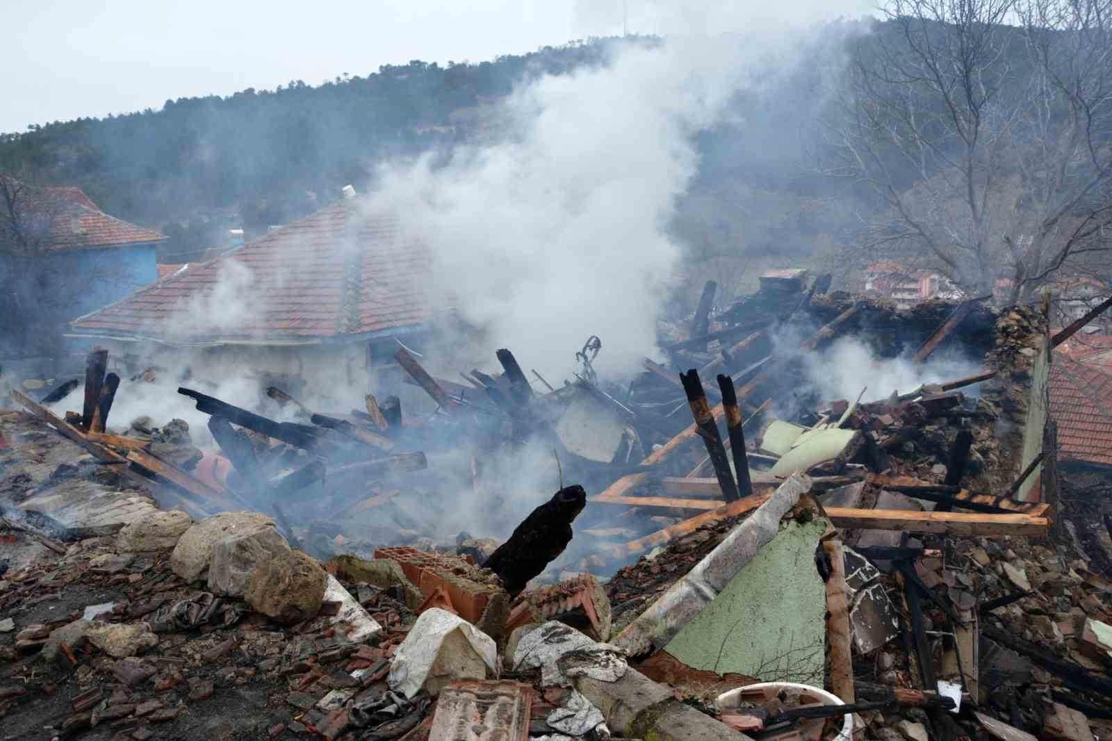 Hocalar’da 29 hayvanın telef olduğu yangının boyutu gün ağarınca ortaya çıktı
