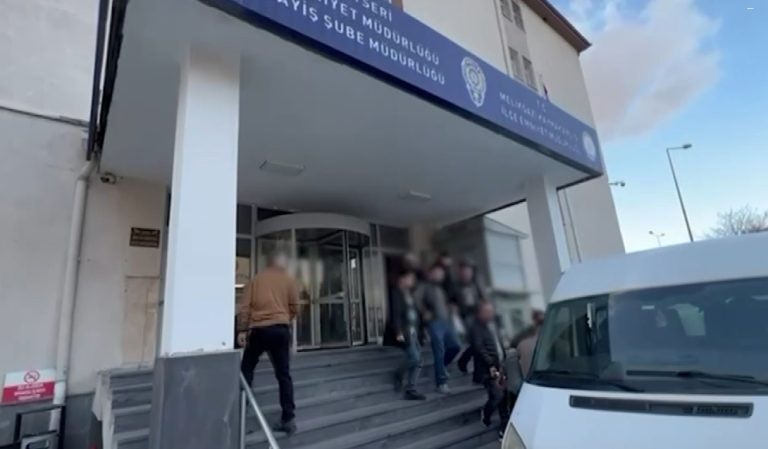 Kayseri’de aranan şahıslara yönelik operasyon: 15 gözaltı