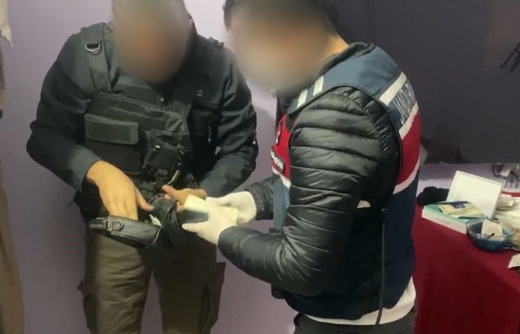 Mersin’de MİT ve jandarmadan PKK operasyonu: 2 terörist yakalandı
