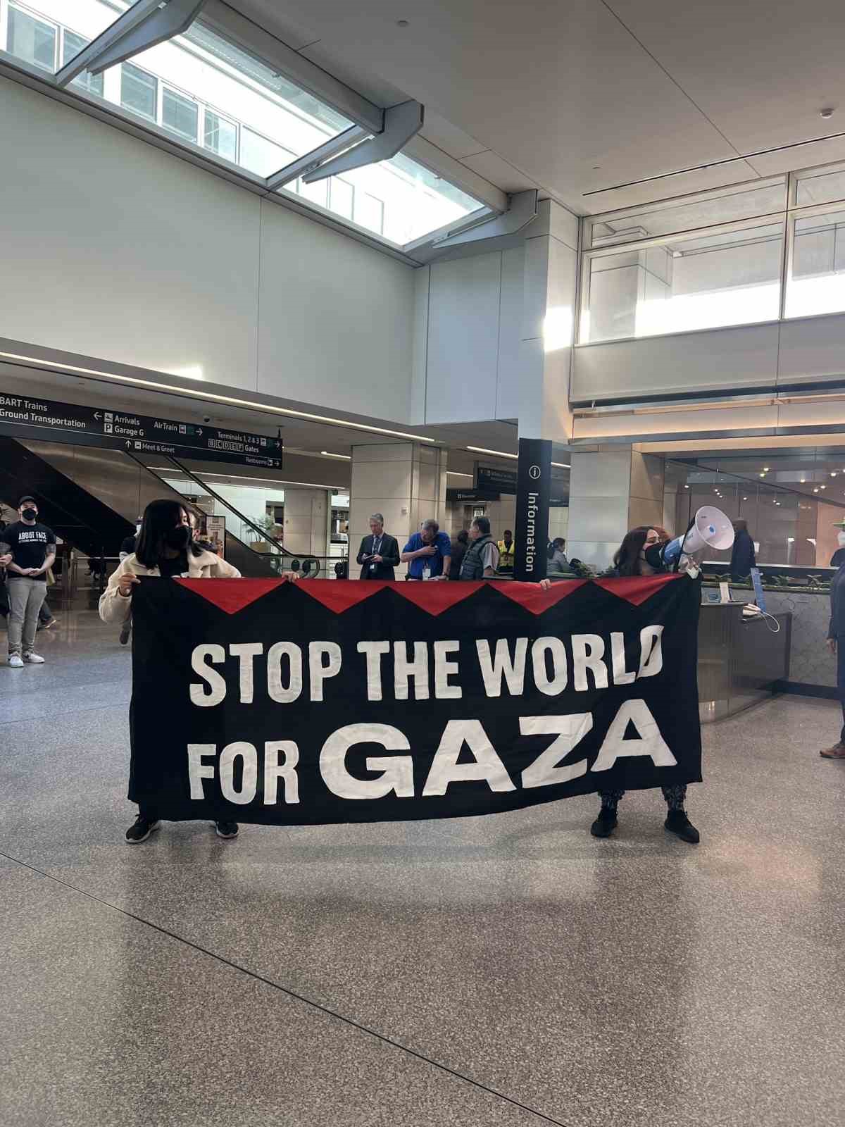 ABD’deki San Francisco Uluslararası Havalimanı’nda Gazze protestosu
