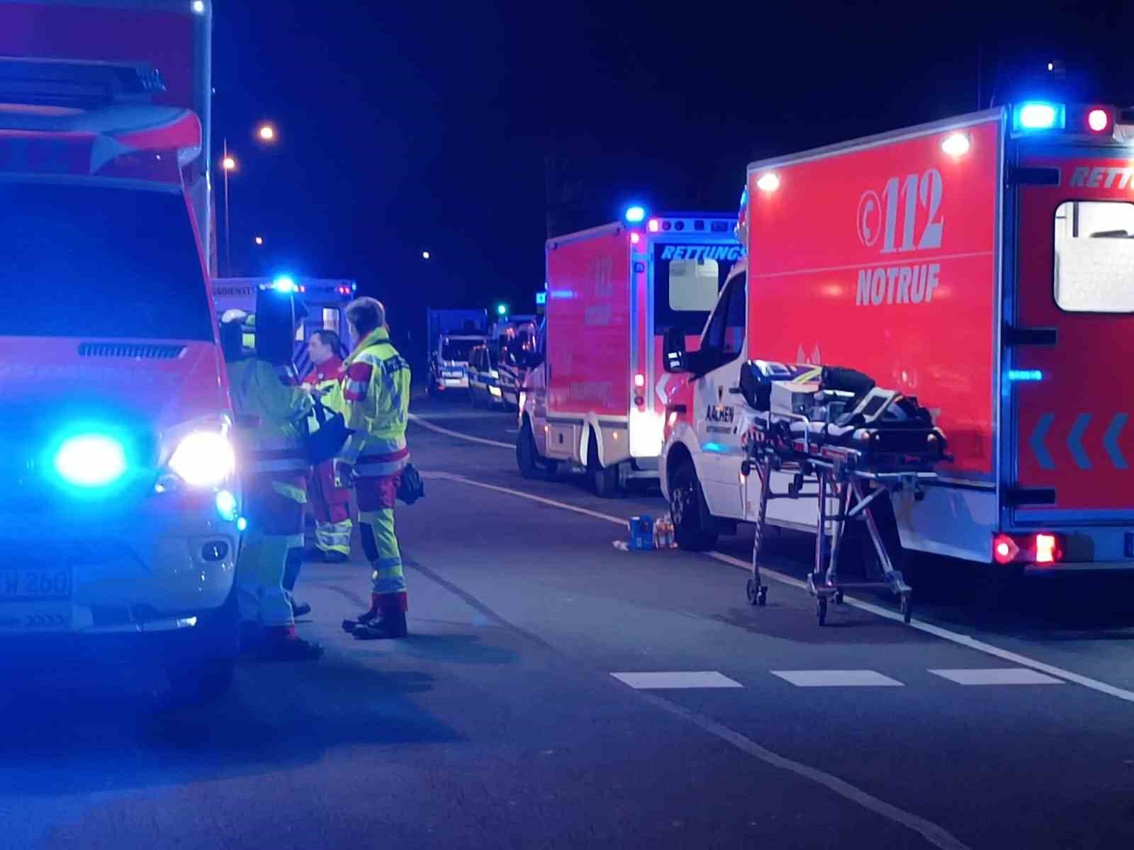 Almanya’da 65 yaşındaki kadın, hastanede meşale yakıp kendisini odaya kilitledi
