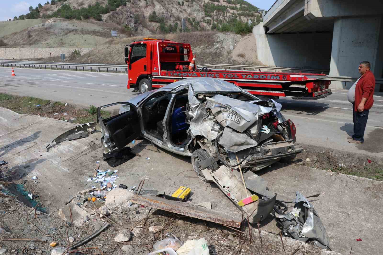 Amasya’da cenaze yolunda feci kaza: 1 ölü, 1 yaralı
