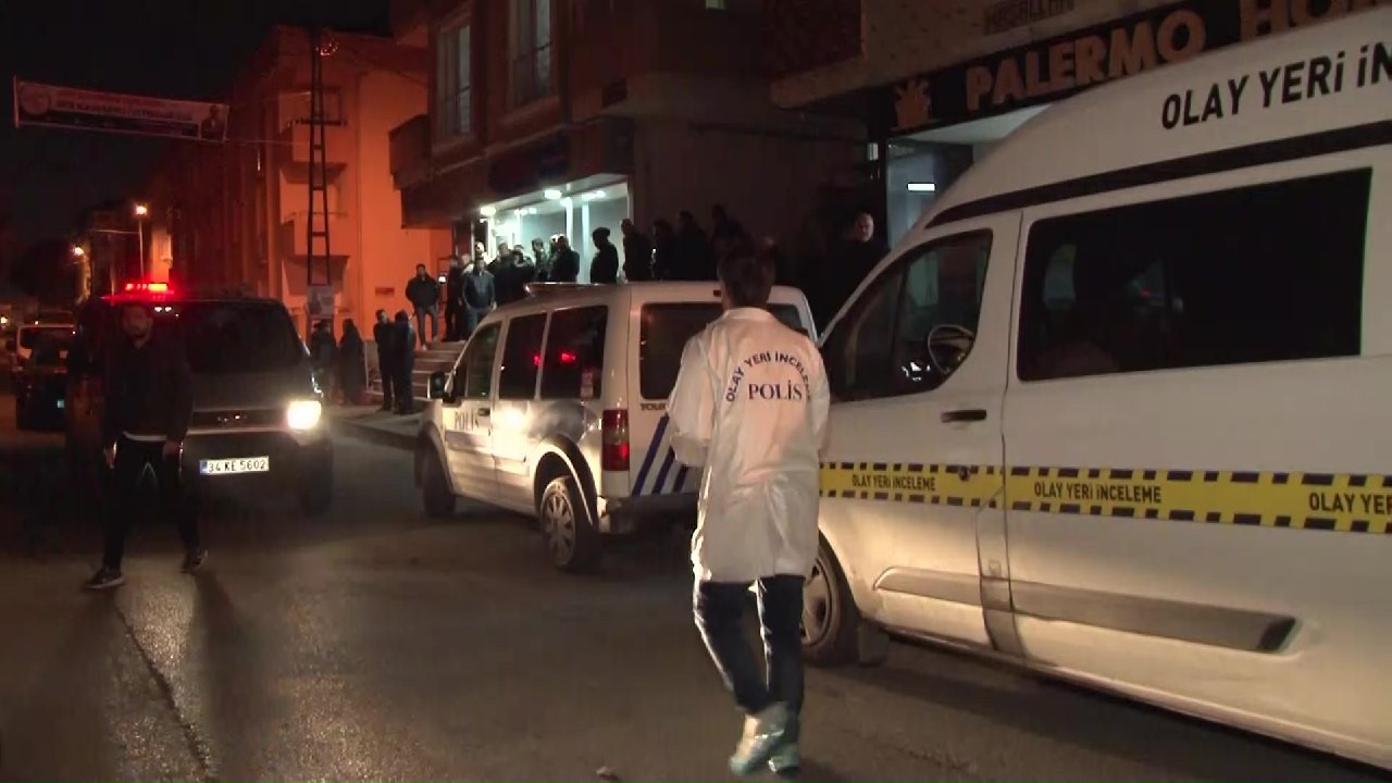 Ataşehir’de şüpheli ölüm: Bir kadın evde ölü bulundu
