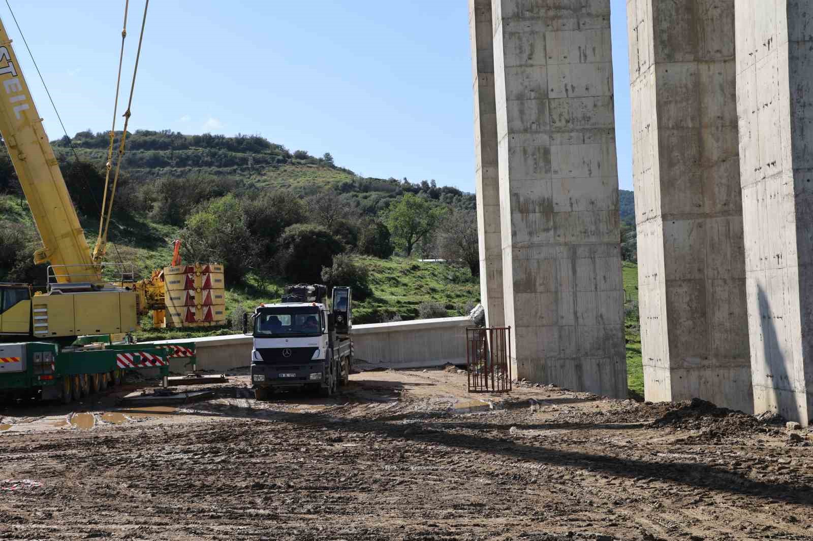 Aydın-Denizli Otoban Yolu inşaatında iş kazası
