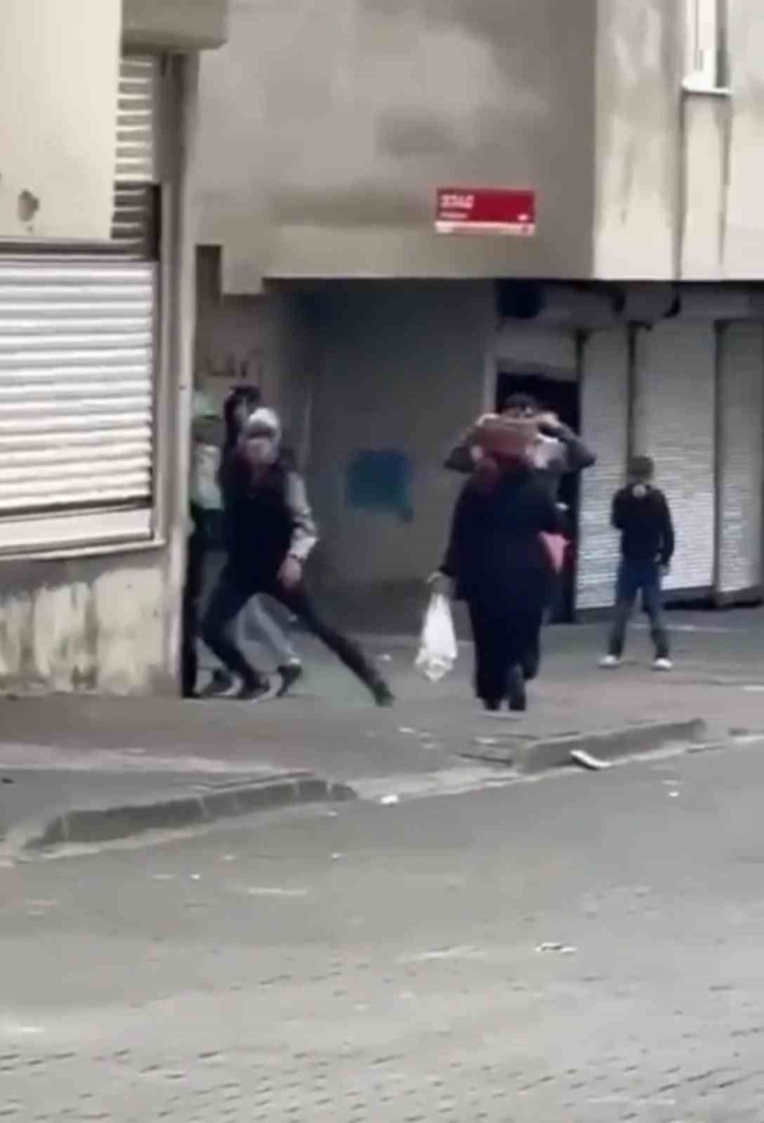 Batman’da sokağı savaş alanına çeviren terör yandaşları gözaltına alındı
