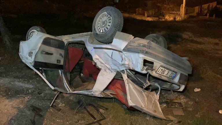 Burdur’da alkollü sürücünün kullandığı otomobil şarampole devrildi: 1’i ağır 3 yaralı
