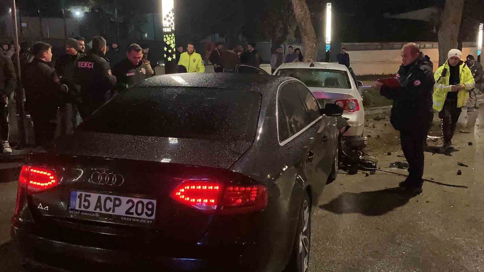 Burdur’da iki otomobil çarpıştı: 1 yaralı
