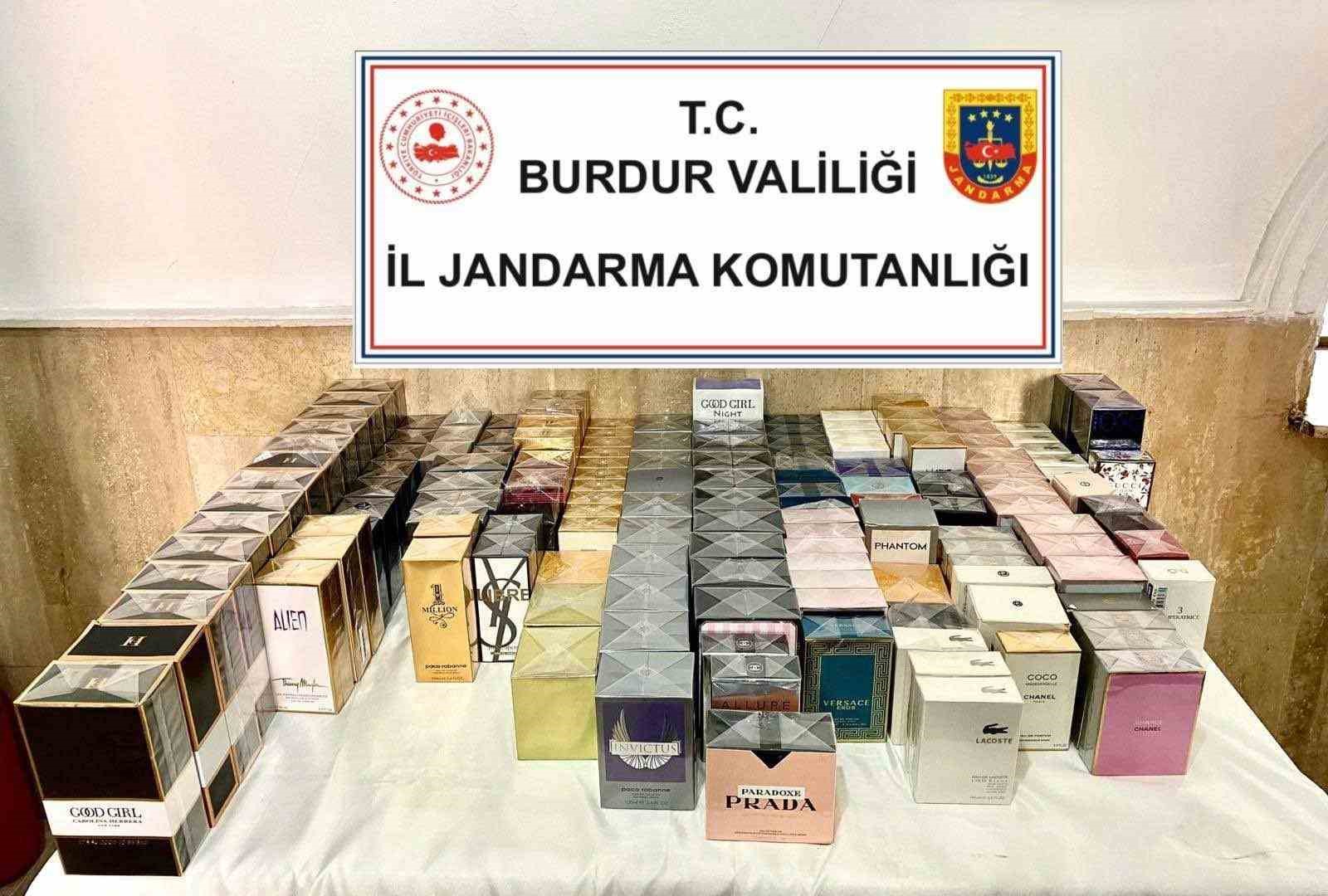 Burdur’da uyuşturucu operasyonunda 5 kişi tutuklu

