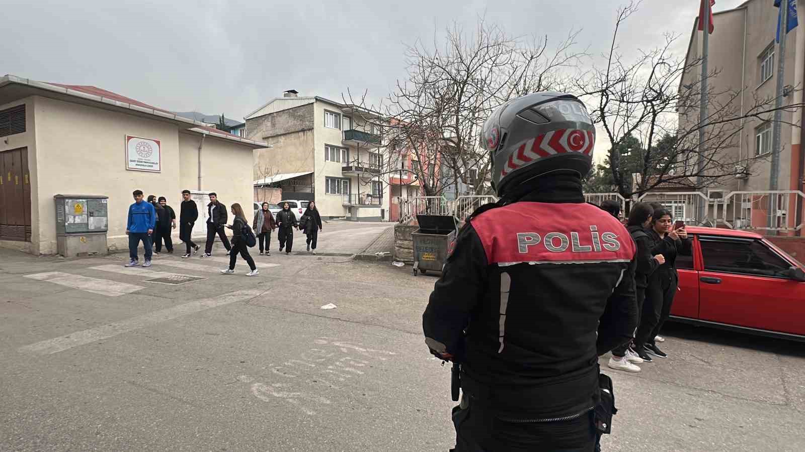 Bursa’da okullar daha güvenli
