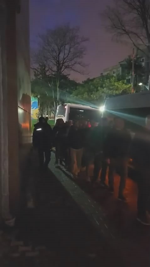Bursa polisi kaçak 63 yabancı uyruklu şahsı yakaladı

