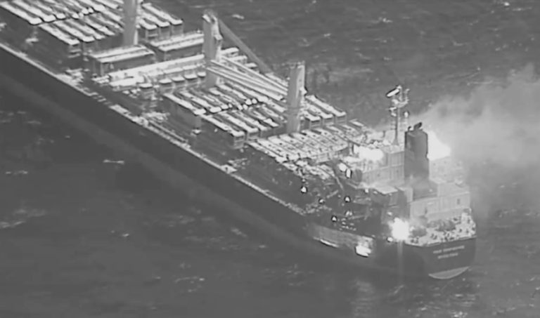 CENTCOM: "Husilerin Kızıldeniz’de saldırdığı ticari gemide 3 kişi öldü, 4 kişi yaralandı"