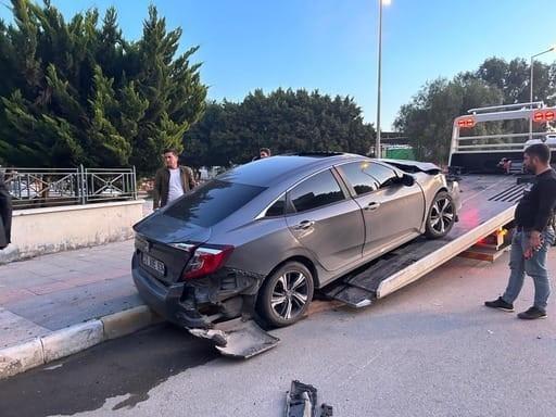 CHP Milletvekili Güzelmansur trafik kazasında yaralandı
