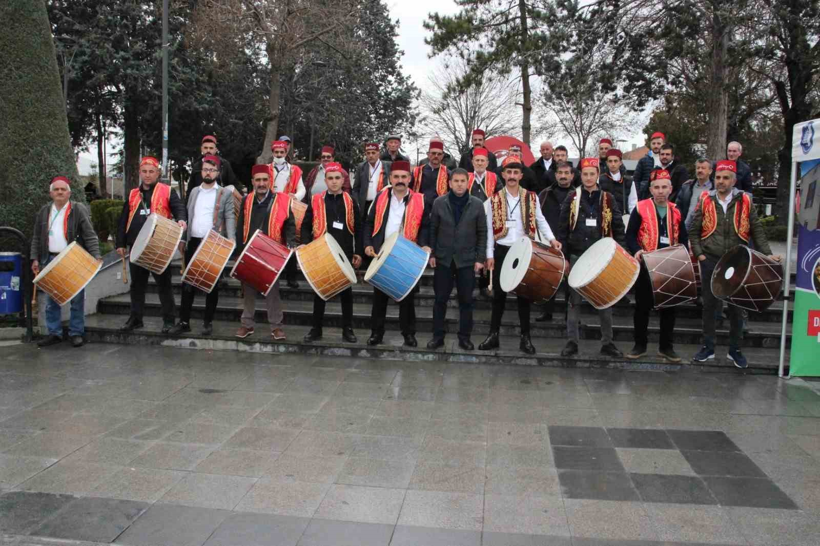 Çorum’da davulculara bahşiş yasağı getirildi
