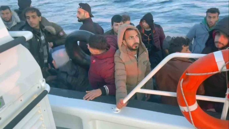 Datça’da 26 düzensiz göçmen yakalandı