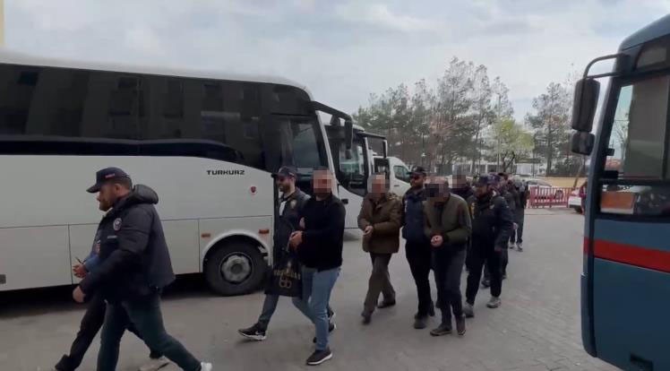 Diyarbakır’da yasadışı bahis çetesine ‘Sibergöz-24’ operasyonu: 25 tutuklama
