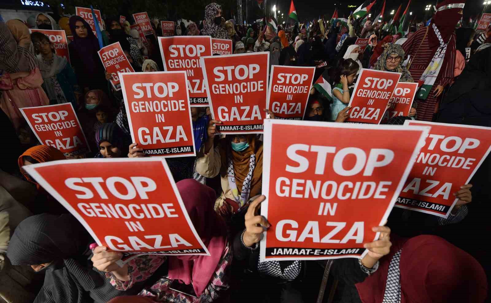 Dünyanın dört bir yanında binlerce kişi Filistin’e destek için yürüdü
