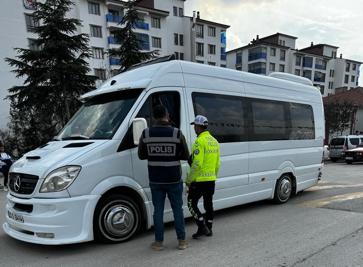 Elazığ’da okul önü denetimleri sürüyor