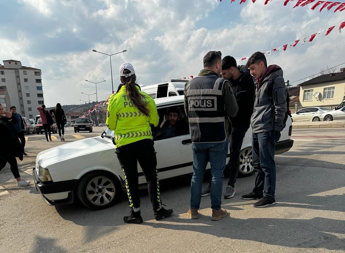 Elazığ’da okul önü denetimleri sürüyor
