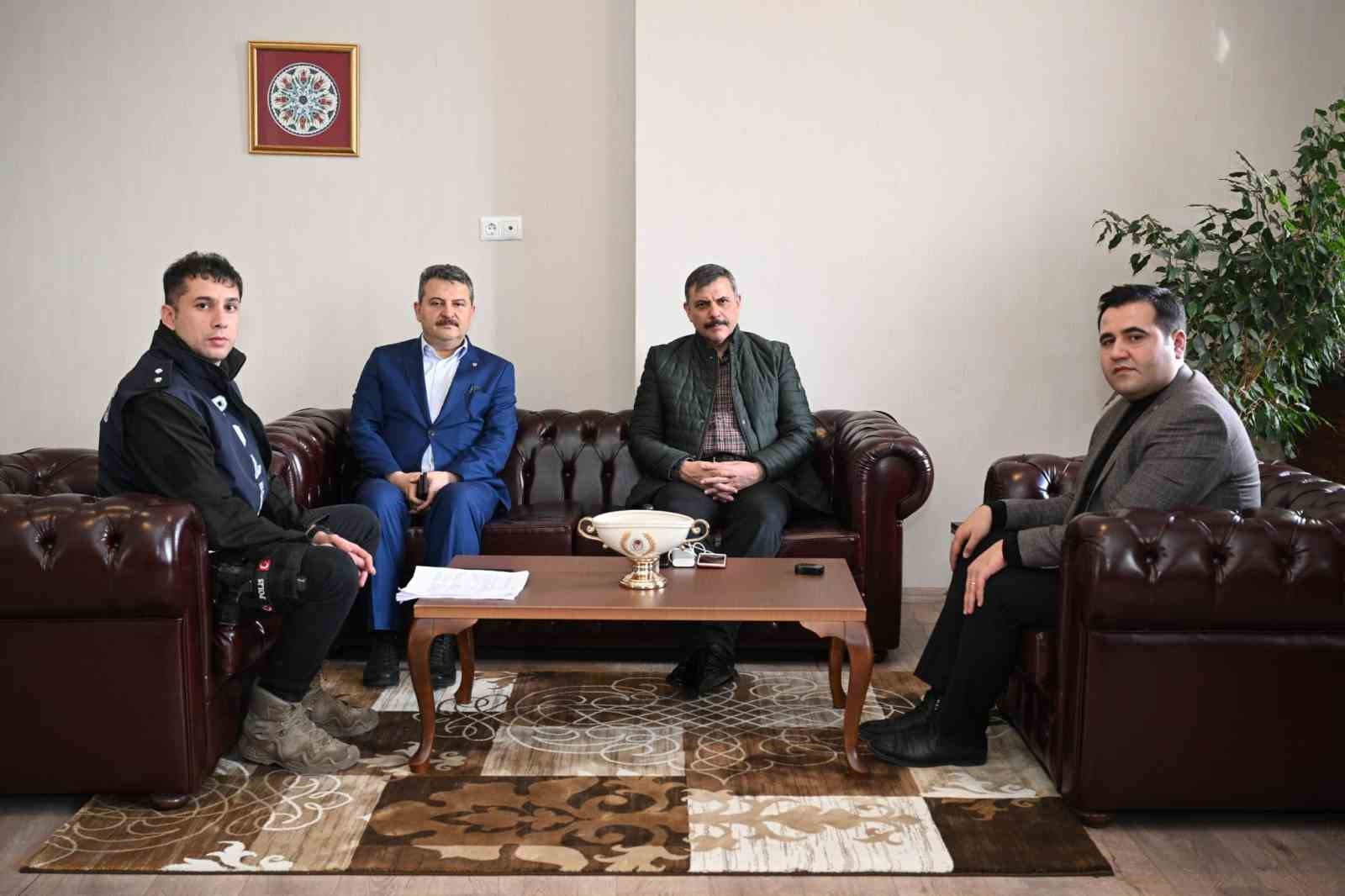“Erzurum’da seçim güven ve huzur içinde tamamlandı

