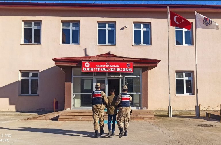 Gaziantep’te 3 kaçak göçmen organizatörü yakalandı