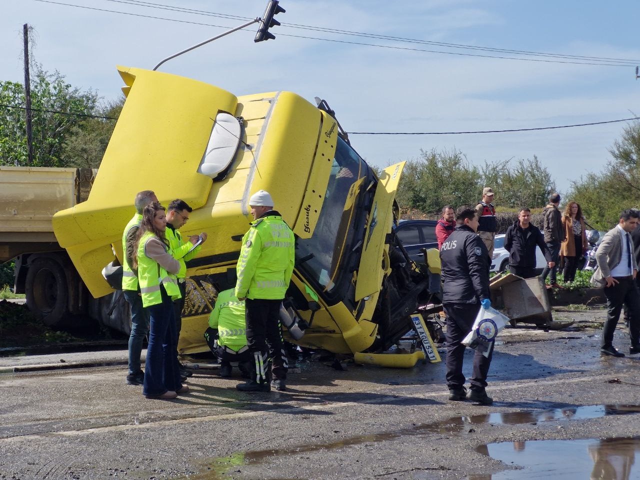 Hatay’da trafik kazası: 5 ölü, 2 yaralı
