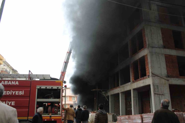 İnşaat halindeki binada korkutan yangın