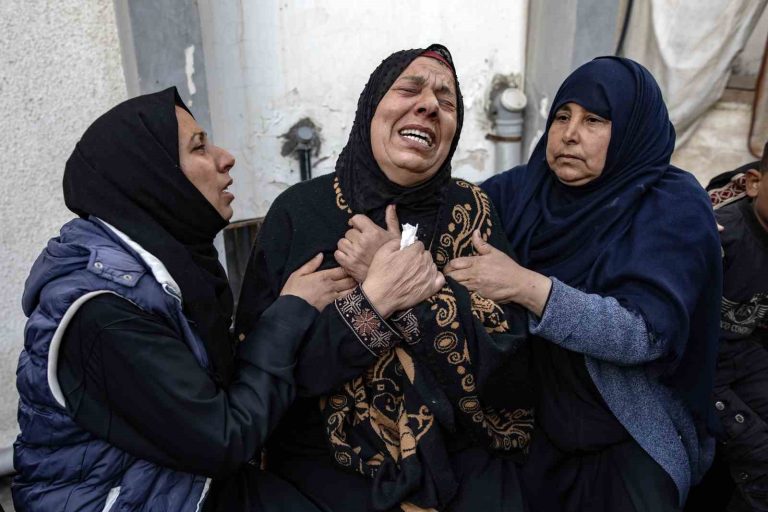 İsrail’in saldırılarında son bir günde 124 Filistinli öldürüldü