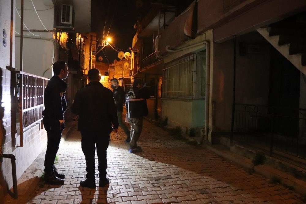 İzmir’deki sır cinayette şüpheli baba çıktı

