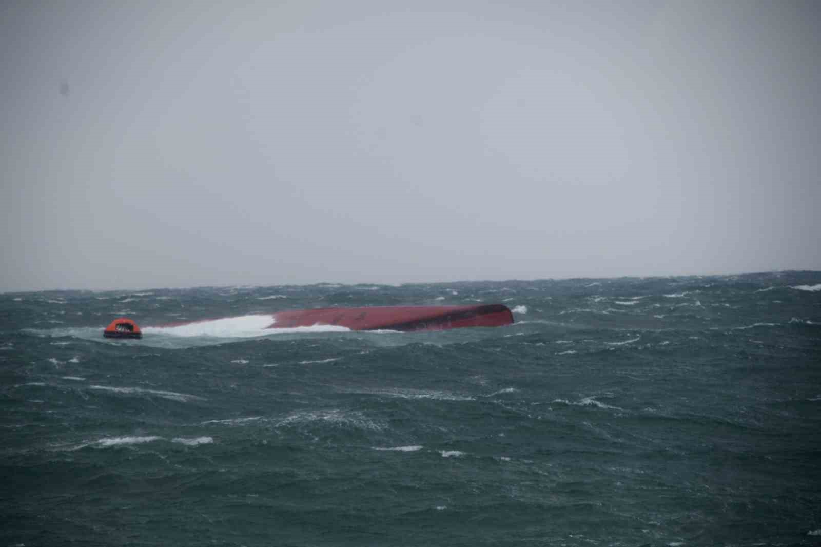 Japonya açıklarındaki tanker kazasında 8 kişi öldü
