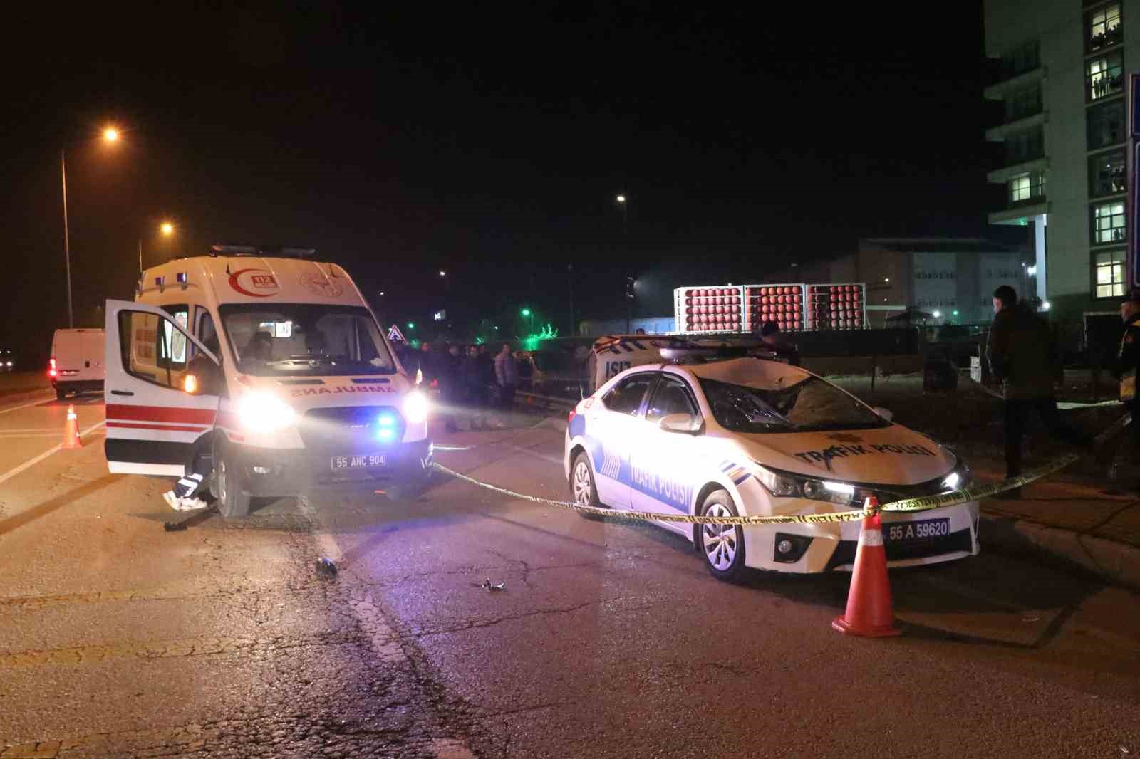 Kazadan kaçan otomobilin çarptığı 1 polis şehit oldu, 1 polis yaralandı
