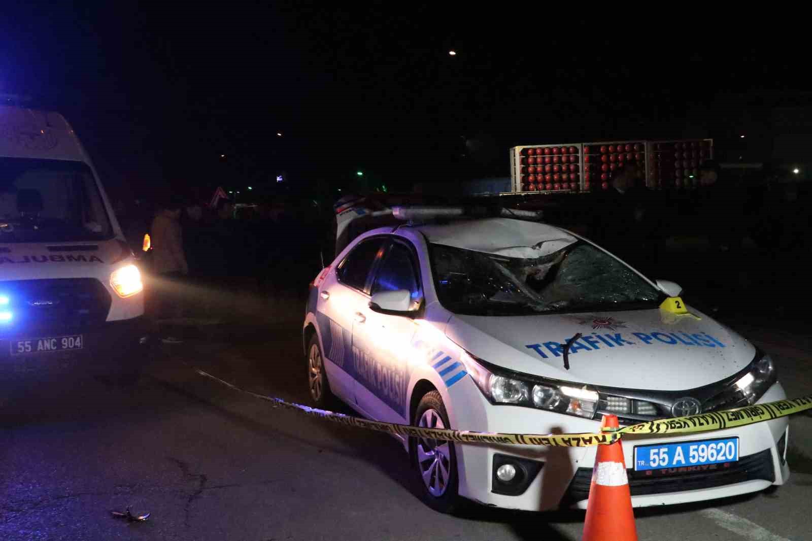 Kazadan kaçan otomobilin çarptığı 1 polis şehit oldu, 1 polis yaralandı
