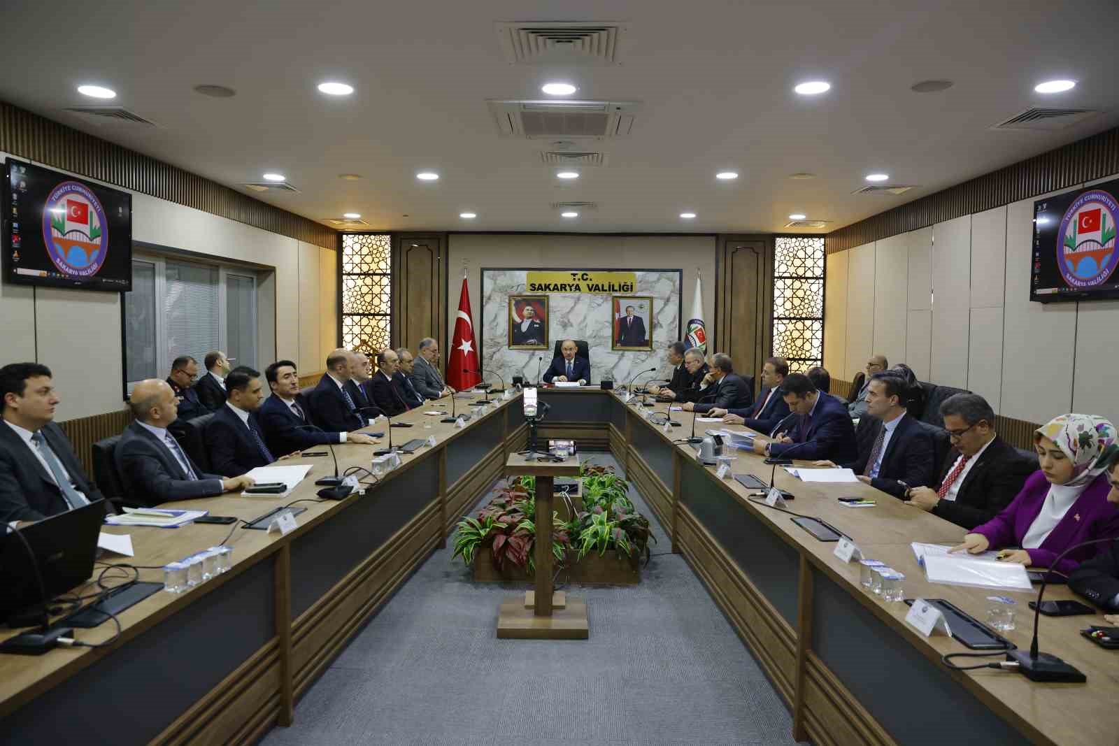 Kilolarca uyuşturucu ele geçirildi, çok sayıda şüpheli gözaltına alındı
