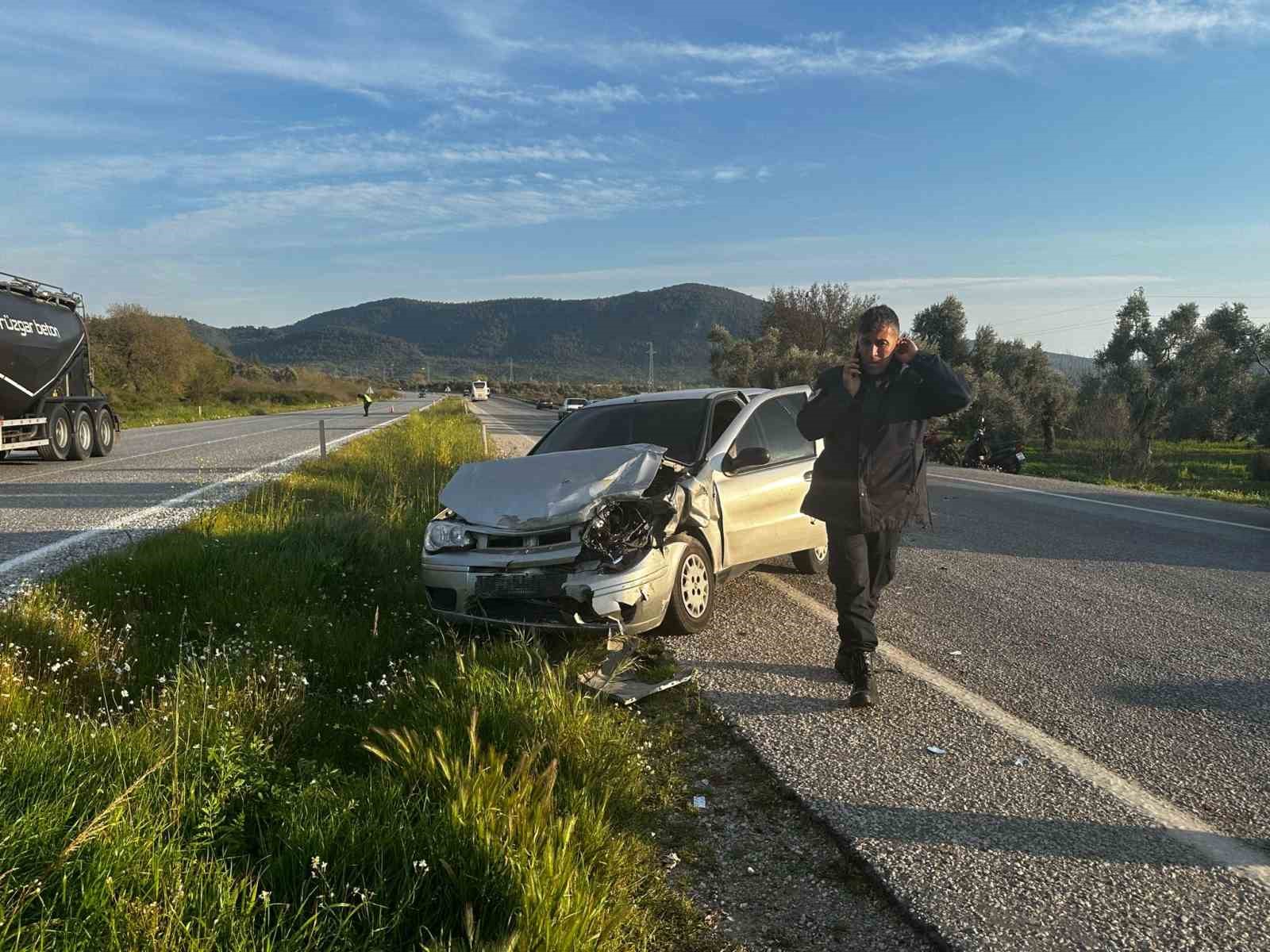 Milas-Söke Karayolu’nda feci kaza: 1’i çocuk 5 yaralı
