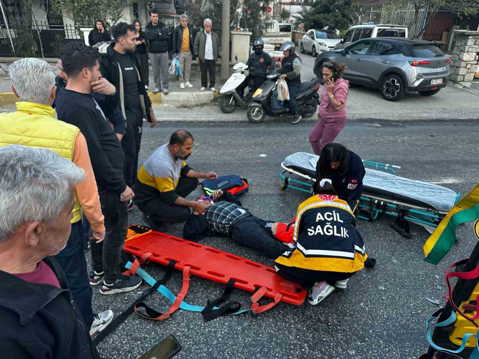 Milas’ta otomobil elektrikli motosiklete çarptı: 1 yaralı
