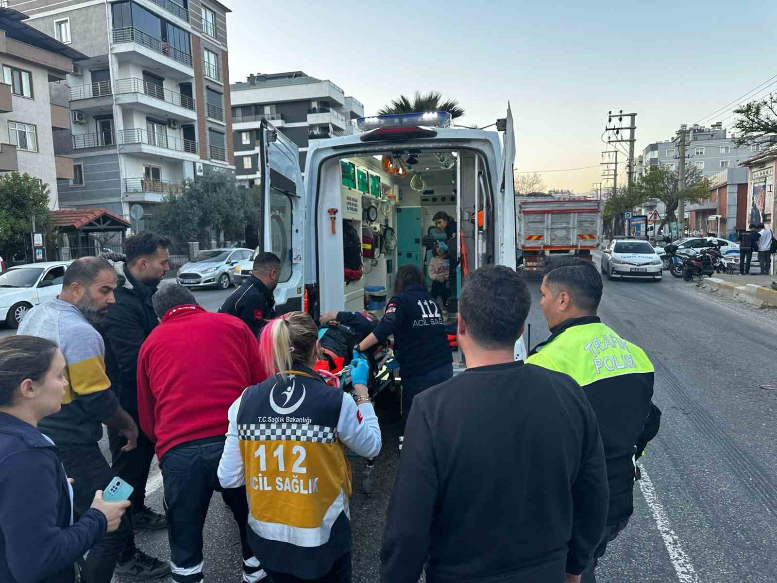 Milas’ta otomobil elektrikli motosiklete çarptı: 1 yaralı
