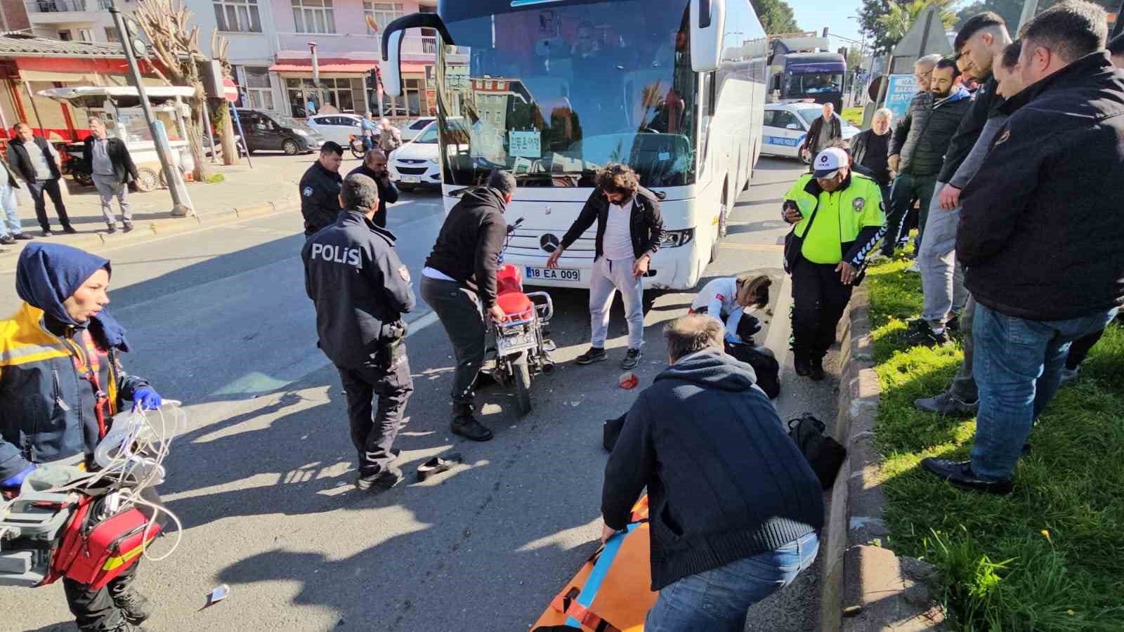 Nazilli’de otobüs motosiklete çarptı: 1 ölü
