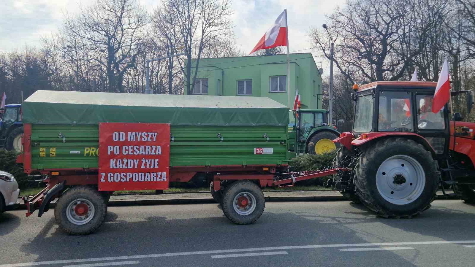 Polonyalı çiftçiler yeniden sokağa indi
