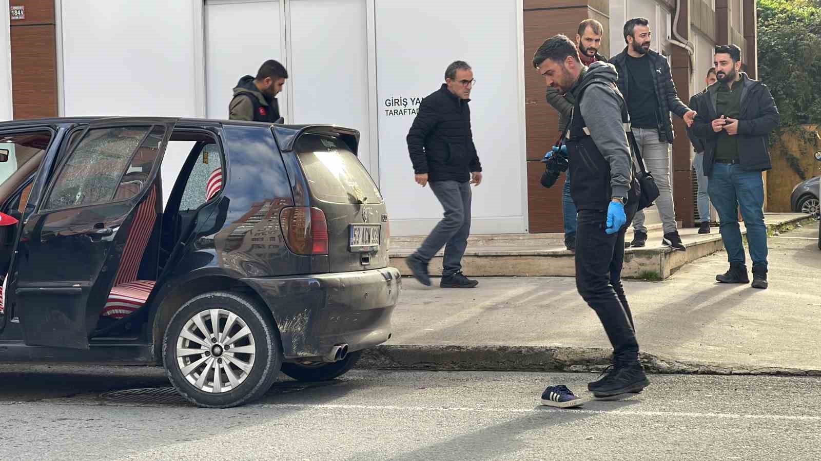 Rize’de sokak ortasındaki silahlı ve bıçaklı kavgada yeni gelişme: 7 gözaltı
