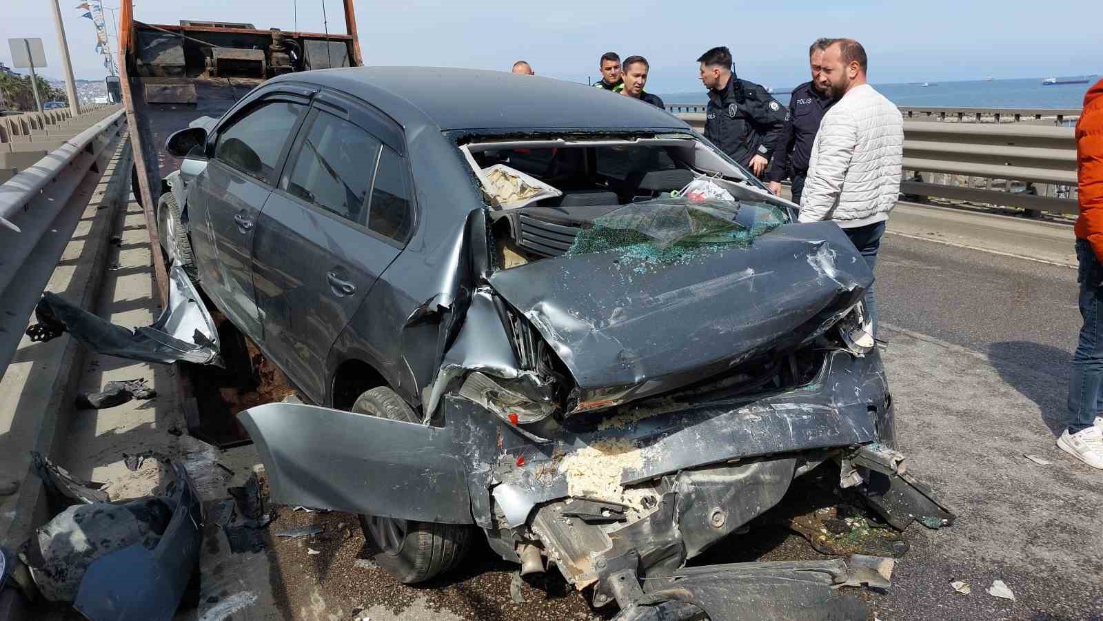 Samsun’da zincirleme trafik kazası: 1’i polis 3 yaralı
