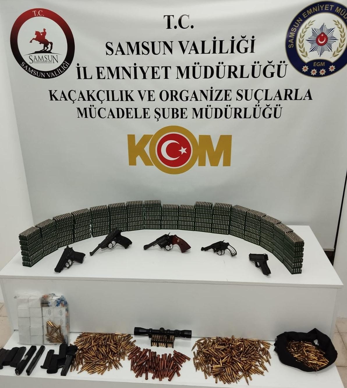 Samsun merkezli silah ve mermi operasyonu: Dondurucuda silah ele geçirildi
