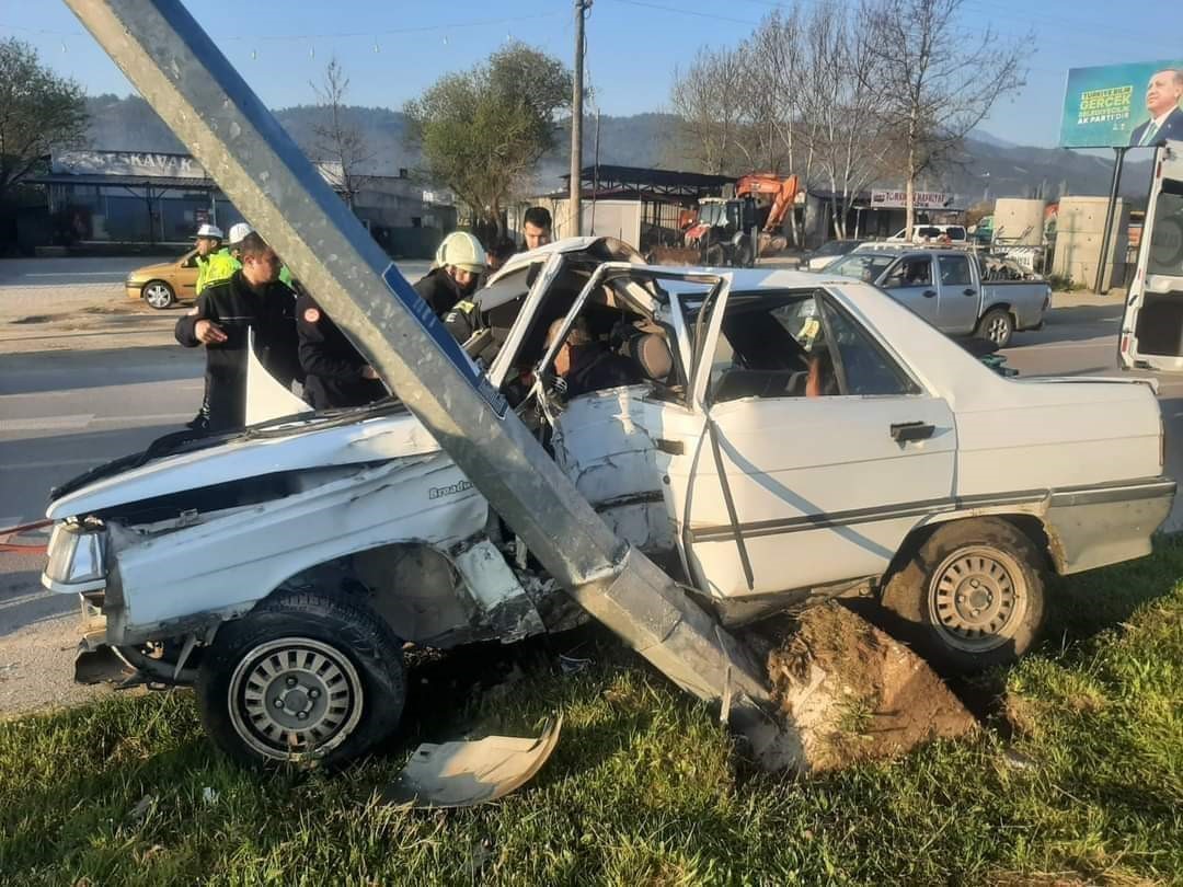 Seydikemer’de trafik kazası; 1 ölü, 1 yaralı