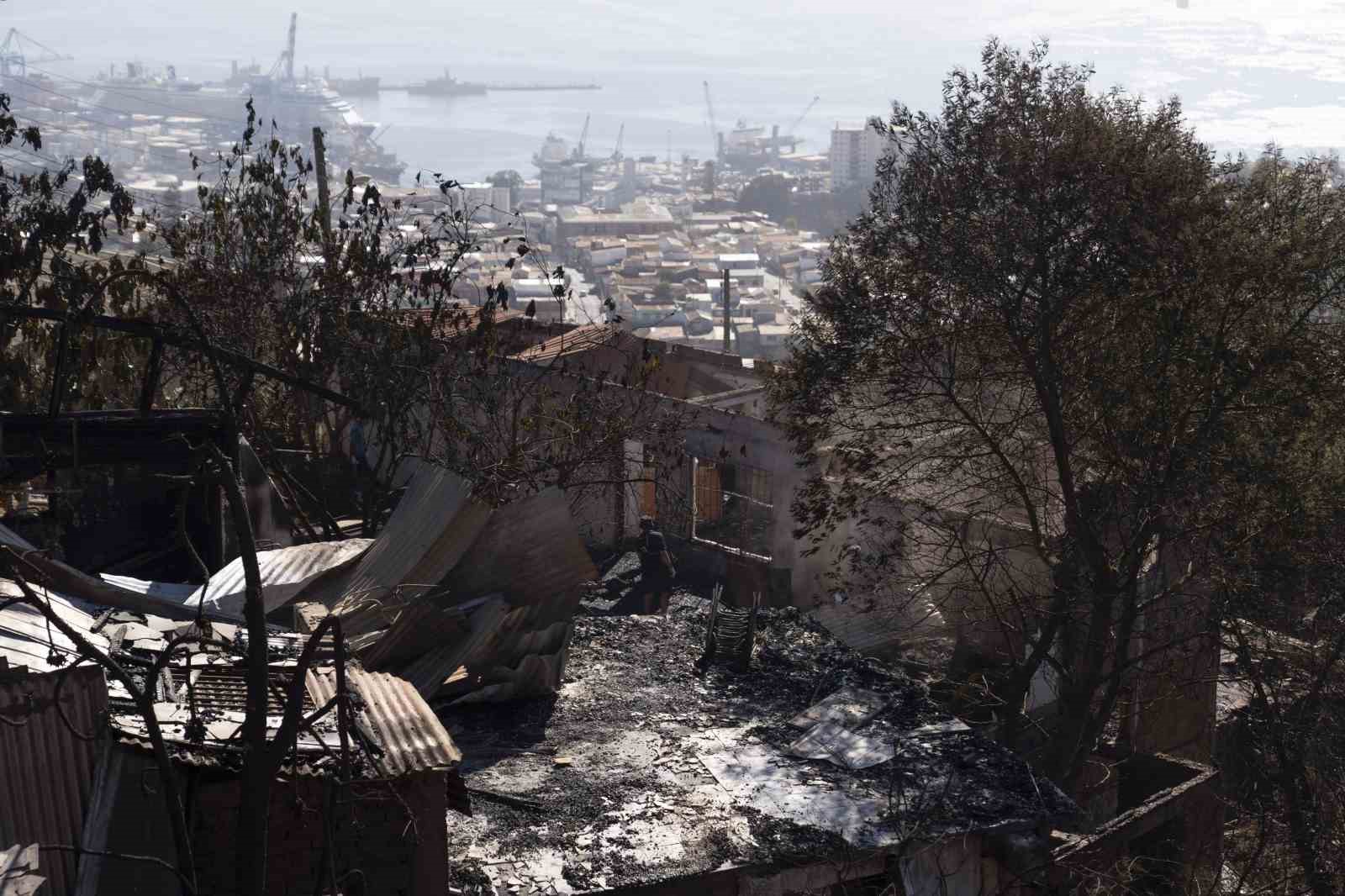 Şili’deki orman yangınında 2 kişi öldü, 20 ev kül oldu
