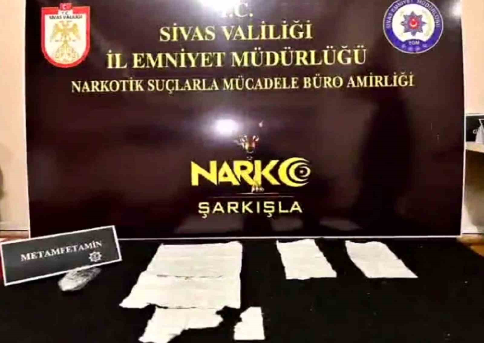 Sivas’ta 3 ayrı uyuşturucu operasyonu: 10 tutuklama
