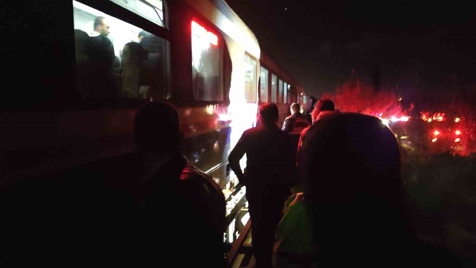 Trenin çarptığı şahıs hayatını kaybetti
