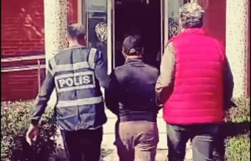 Uzun süredir aranan firariler, İzmir Güven Timleri’ne yakalandı
